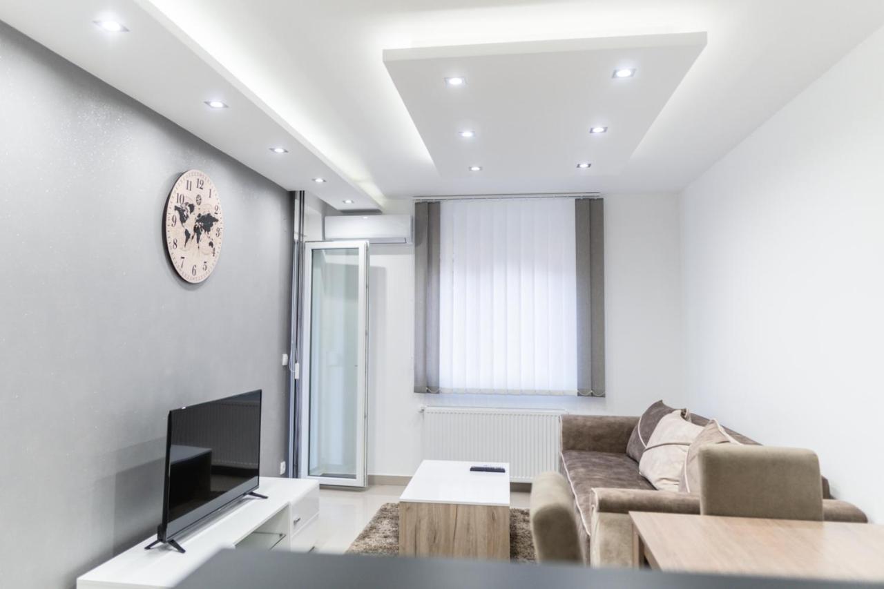Bella Apartmani Ягодина Екстериор снимка